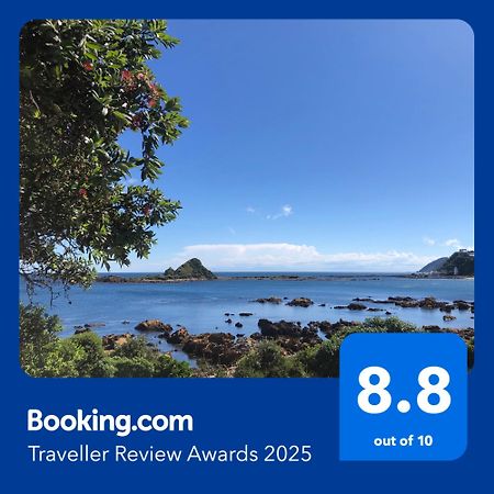 惠灵顿Seafront Haven In Island Bay With Deck, Outdoor Bath, And Parking公寓 外观 照片
