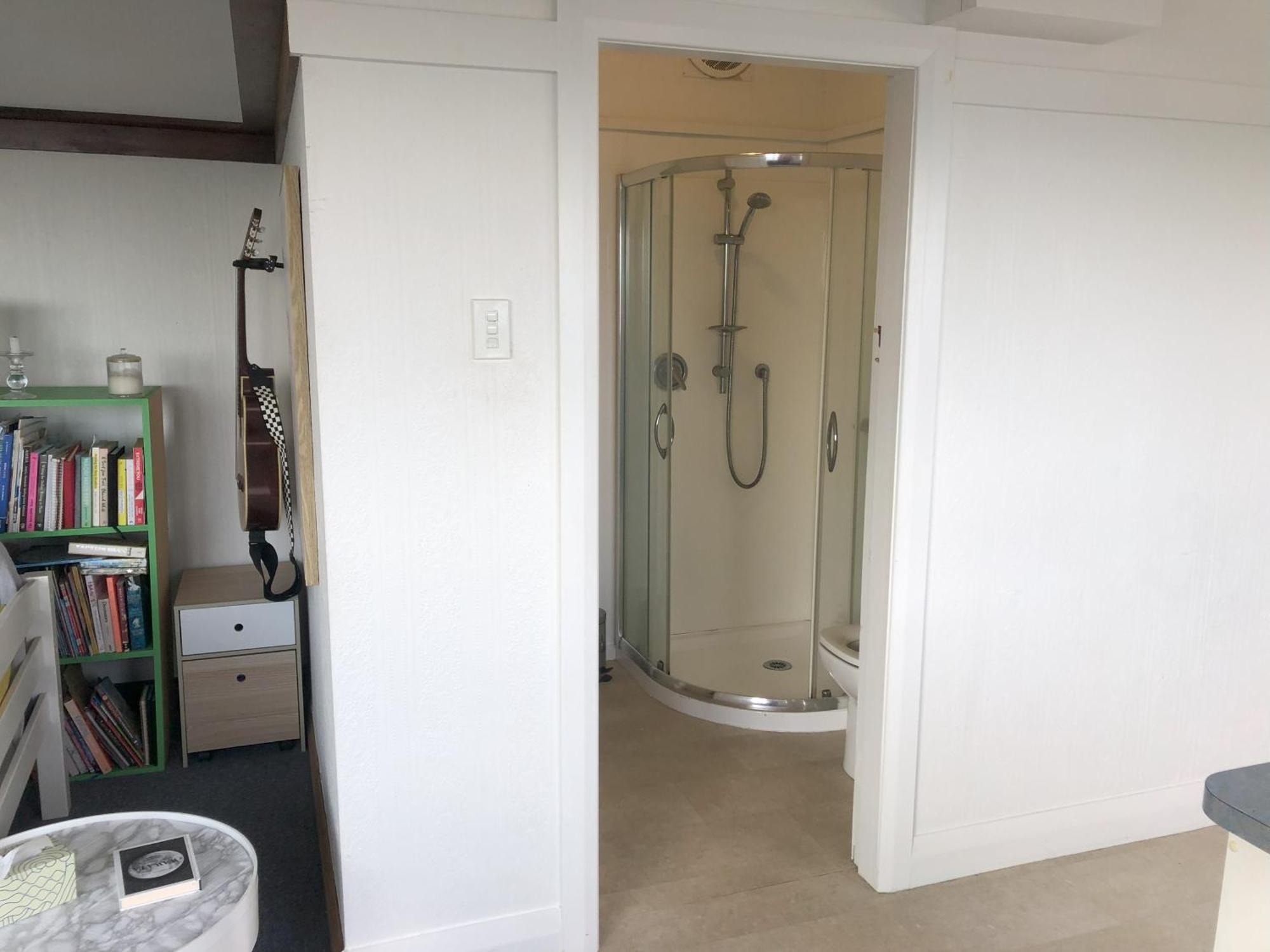 惠灵顿Seafront Haven In Island Bay With Deck, Outdoor Bath, And Parking公寓 外观 照片